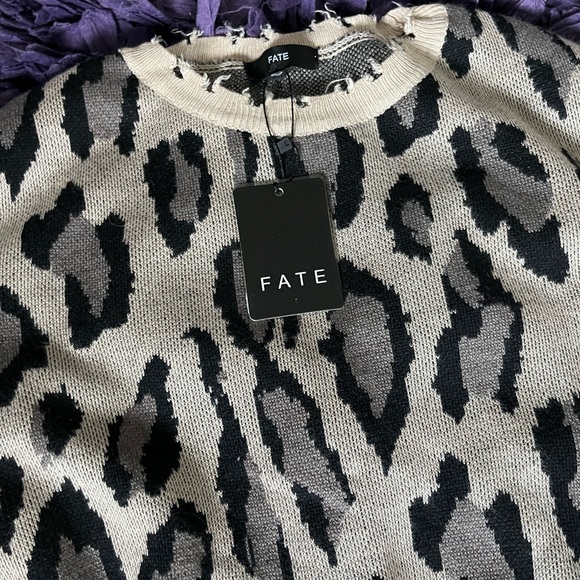 HOST PICK!! Fate Leopard sweater New With Tags - Picture 5 of 6